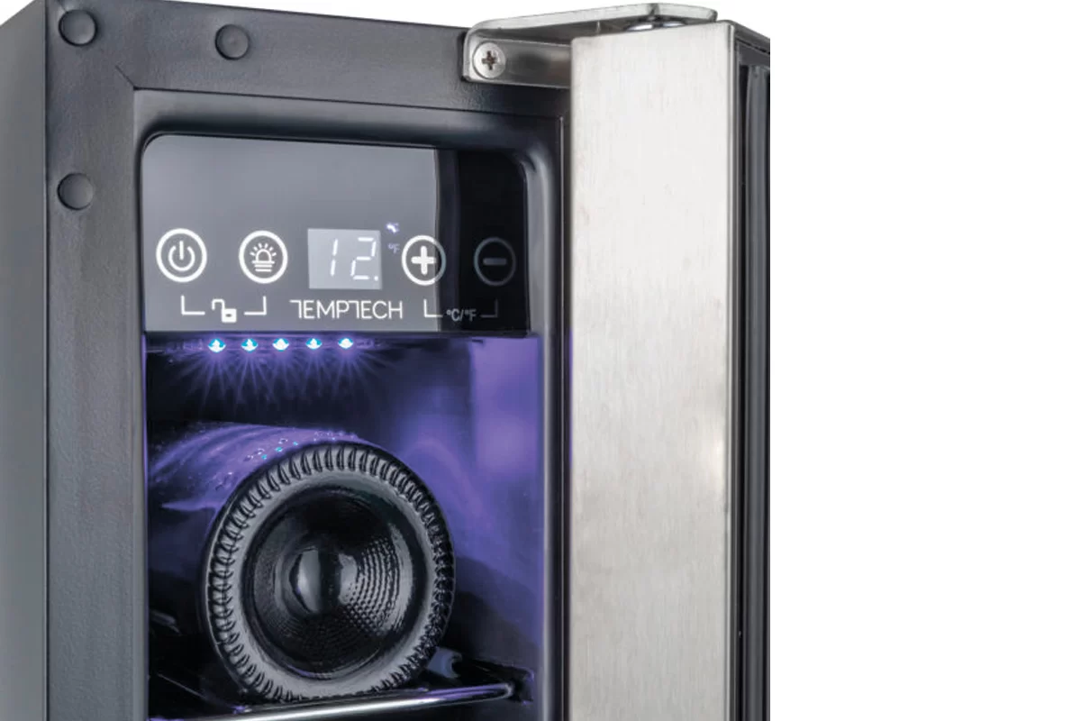 Винный шкаф Temptech WPQ15SCB фото №7