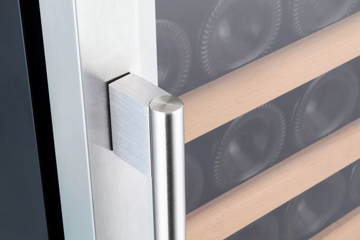 Винный шкаф Temptech WPQ30SCS фото №6